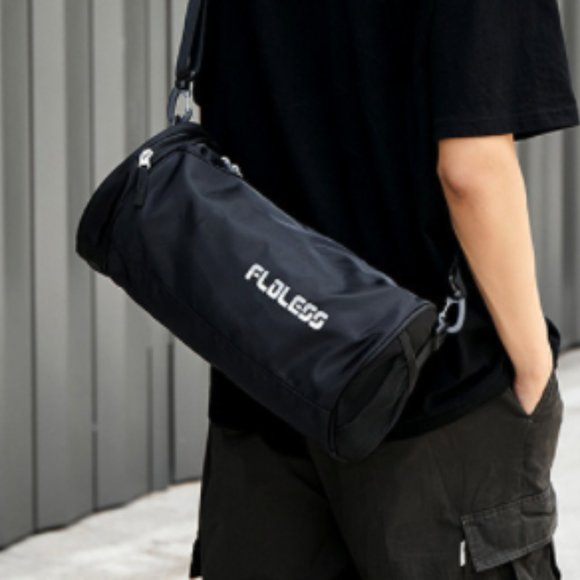 Casual portable messenger bag